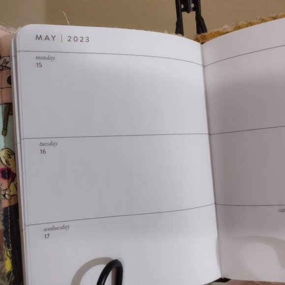 QUILTED BOOK COVER - Picture 4 of 4